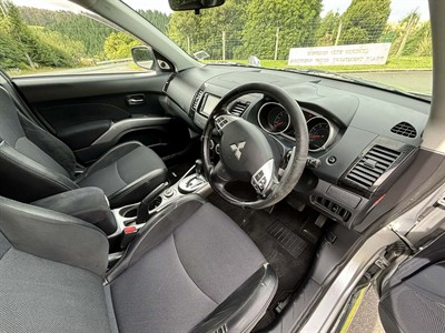 2008 Mitsubishi Outlander - Thumbnail