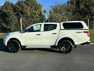 2018 Mitsubishi Triton - Thumbnail