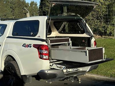 2018 Mitsubishi Triton - Thumbnail