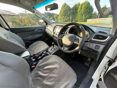 2017 Mitsubishi Triton - Thumbnail