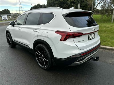 2021 Hyundai Santa Fe - Thumbnail