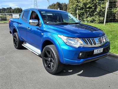 2015 Mitsubishi Triton - Thumbnail