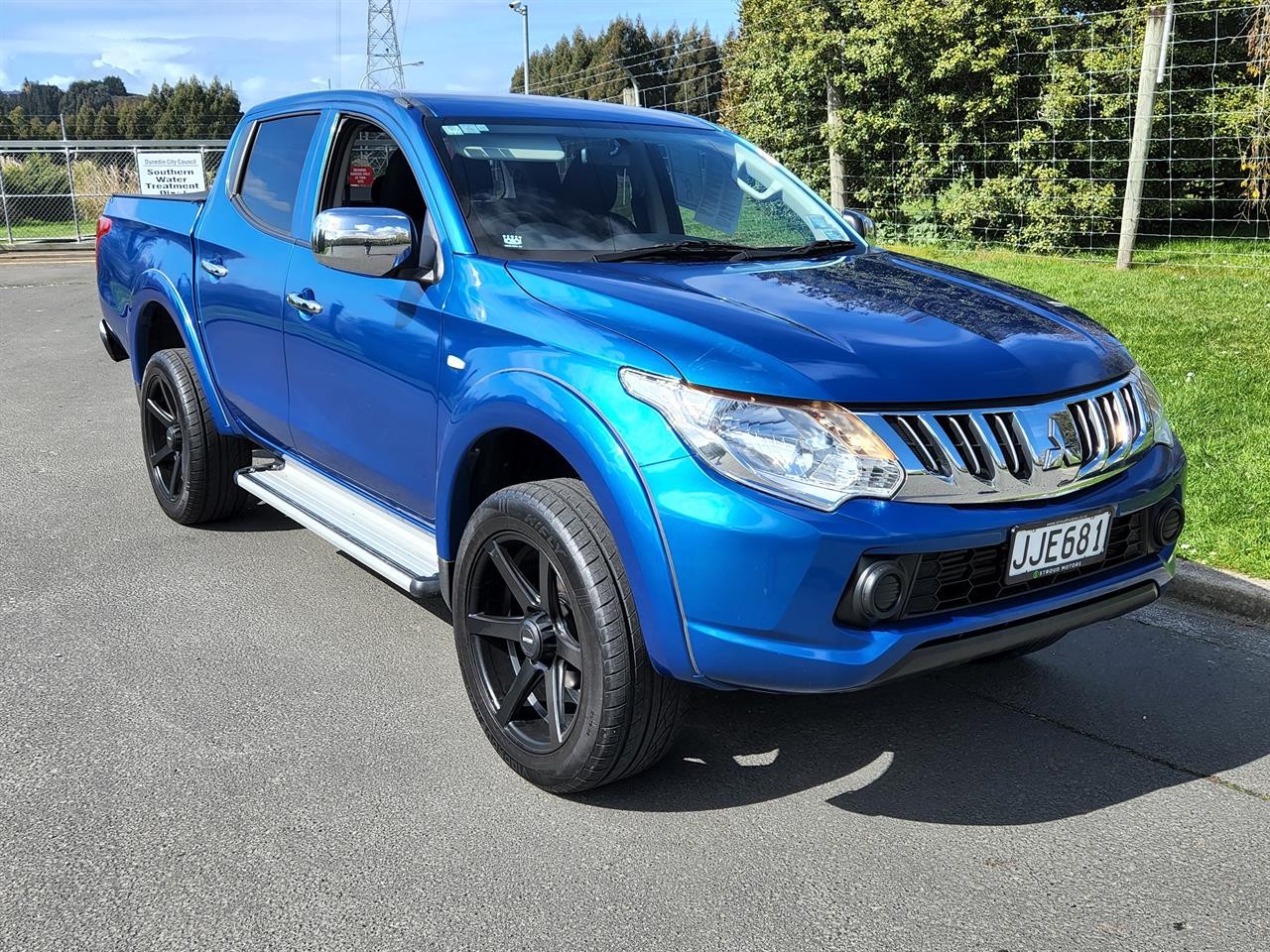 2015 Mitsubishi Triton
