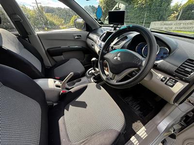 2008 Mitsubishi Triton - Thumbnail