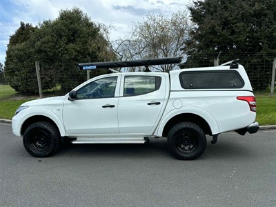 2018 Mitsubishi Triton - Thumbnail