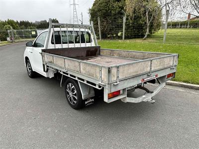 2017 Toyota Hilux - Thumbnail