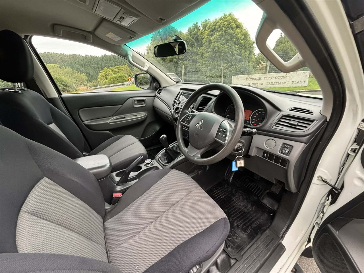 2015 Mitsubishi Triton