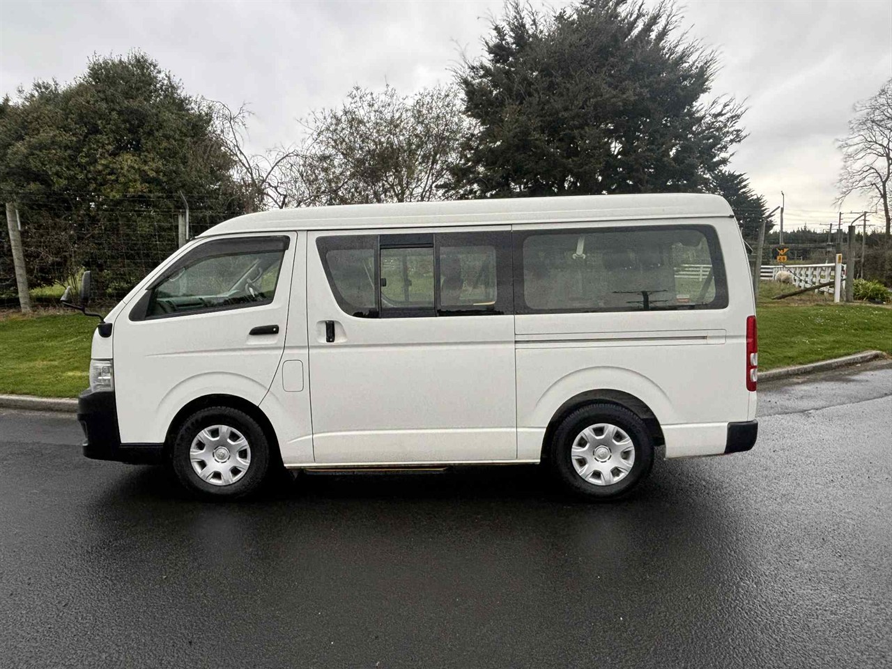 2012 Toyota Hiace