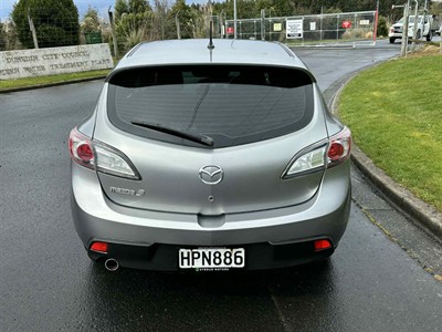 2011 Mazda Mazda3 - Thumbnail