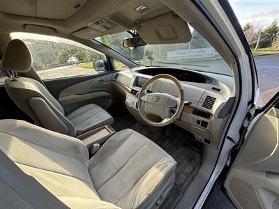 2006 Toyota Estima - Thumbnail