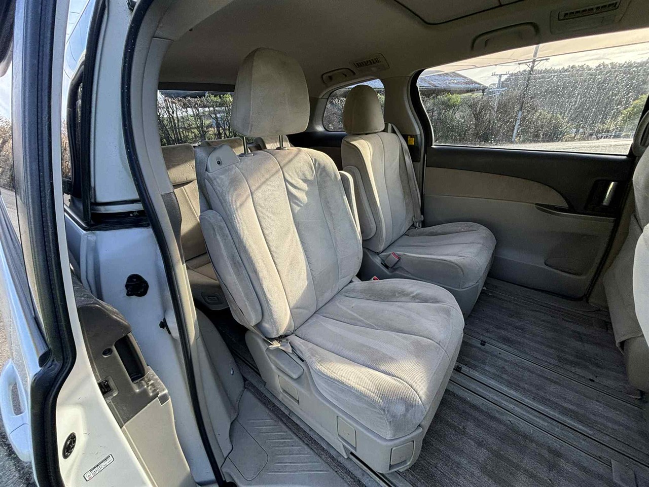 2006 Toyota Estima