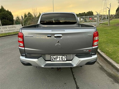 2015 Mitsubishi Triton - Thumbnail