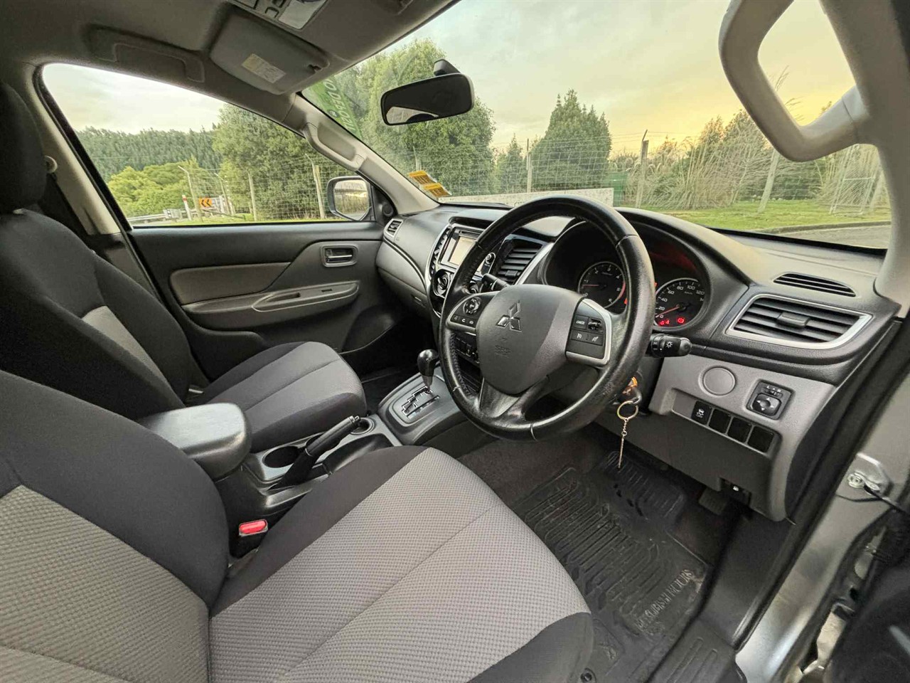 2015 Mitsubishi Triton