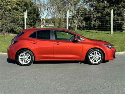 2018 Toyota Corolla - Thumbnail