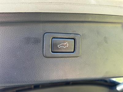 2015 Subaru Outback - Thumbnail
