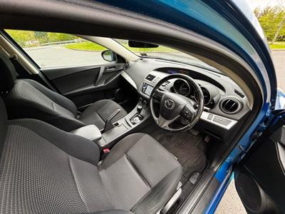 2013 Mazda Axela - Thumbnail