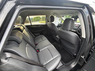 2015 Subaru Outback - Thumbnail