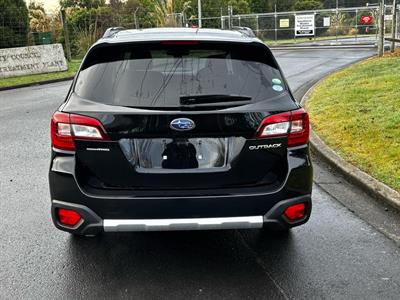 2015 Subaru Outback - Thumbnail