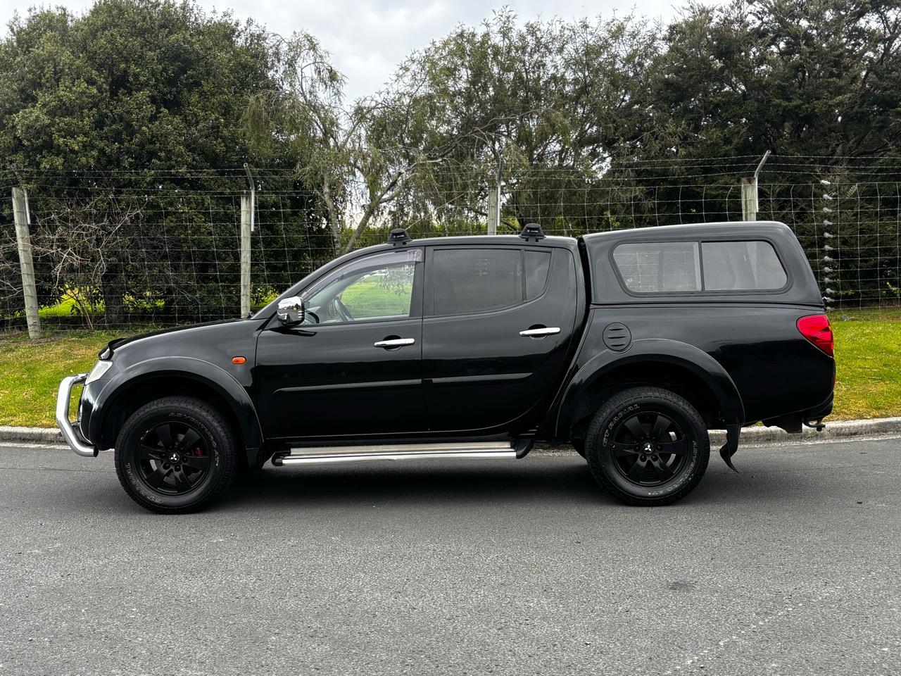2009 Mitsubishi Triton