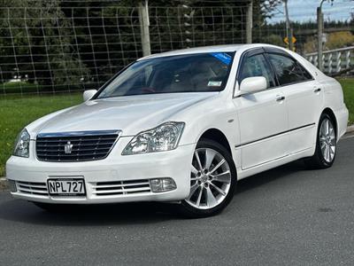2004 Toyota Crown