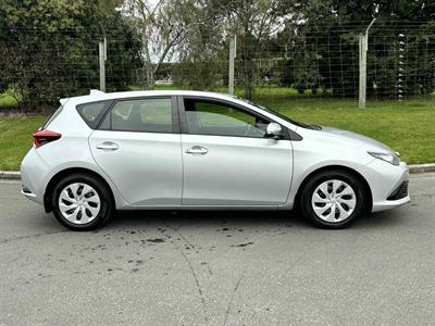 2017 Toyota Corolla - Thumbnail