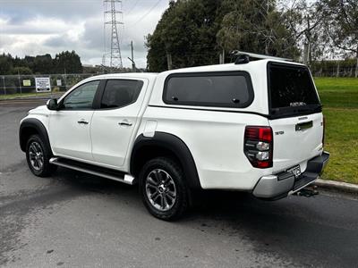 2021 Mitsubishi Triton - Thumbnail