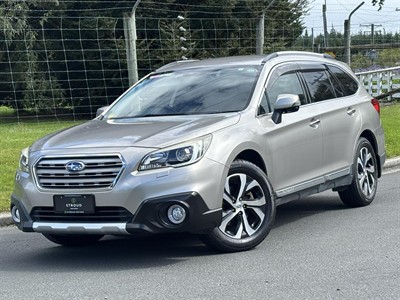 2015 Subaru Outback - Thumbnail