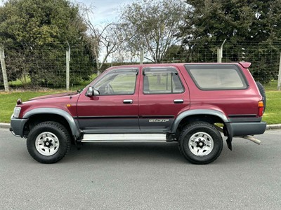 1995 Toyota Surf - Thumbnail