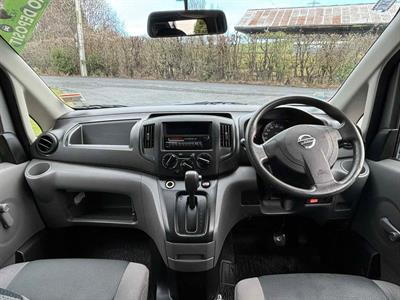 2010 Nissan Nv200 - Thumbnail