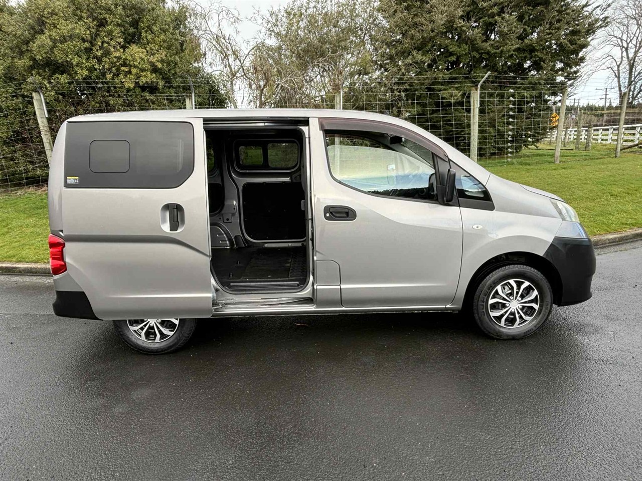 2010 Nissan Nv200