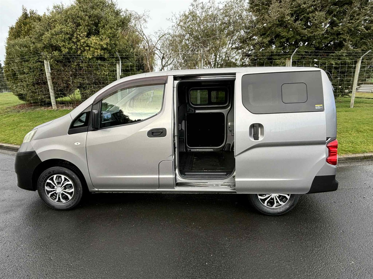 2010 Nissan Nv200