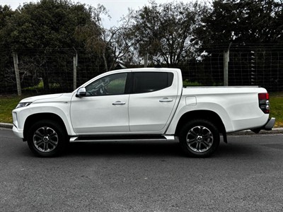 2020 Mitsubishi Triton - Thumbnail