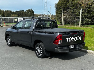2021 Toyota Hilux - Thumbnail