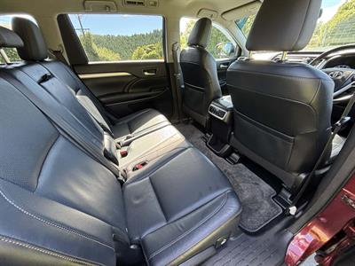 2014 Toyota Highlander - Thumbnail