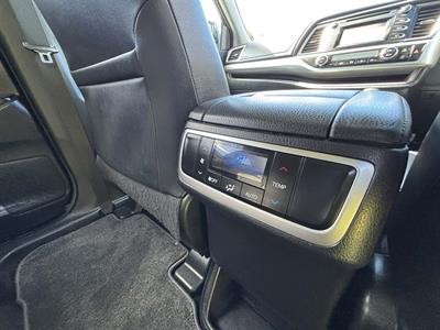 2014 Toyota Highlander - Thumbnail