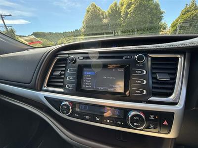 2014 Toyota Highlander - Thumbnail