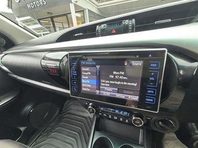 2018 Toyota Hilux - Thumbnail