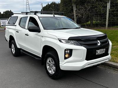 2021 Mitsubishi Triton - Thumbnail