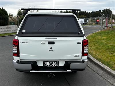 2021 Mitsubishi Triton - Thumbnail