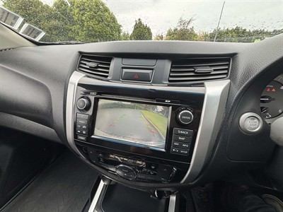 2015 Nissan Navara - Thumbnail