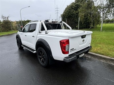 2015 Nissan Navara - Thumbnail