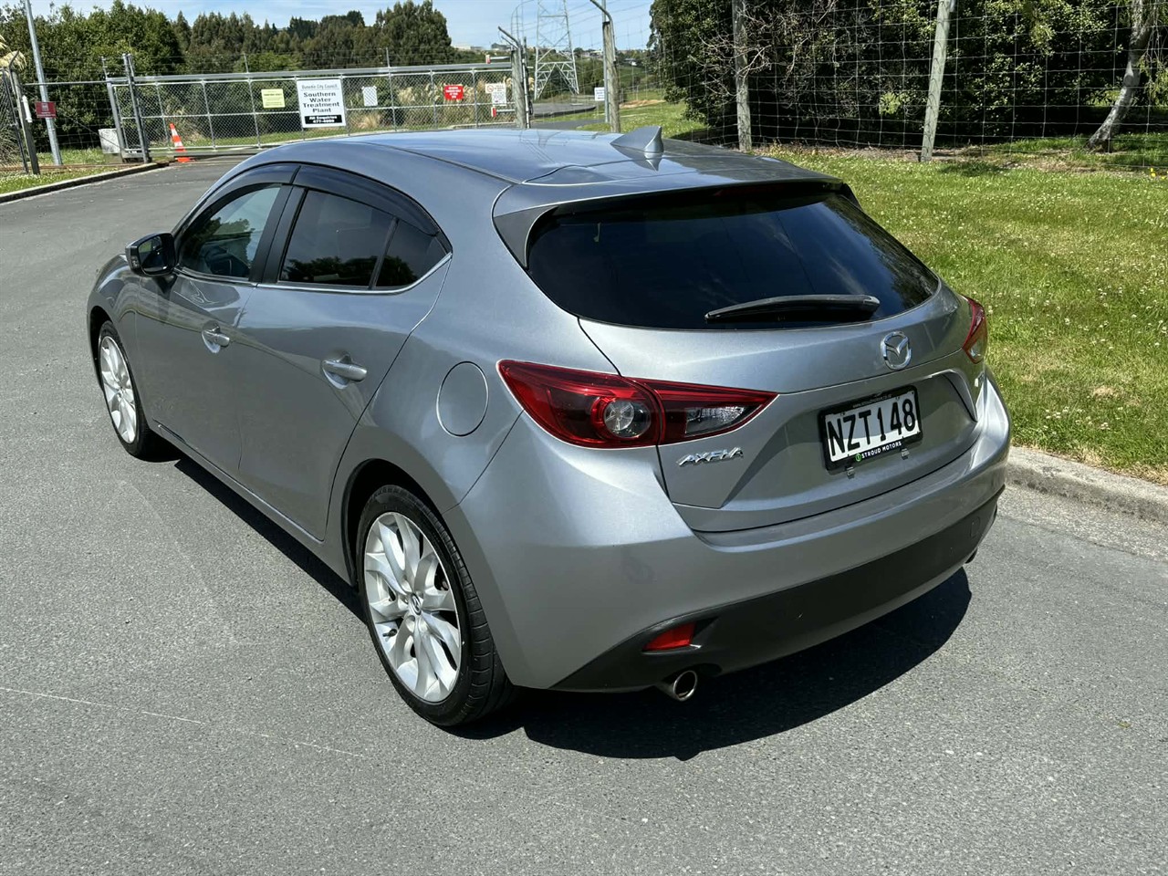 2015 Mazda Axela