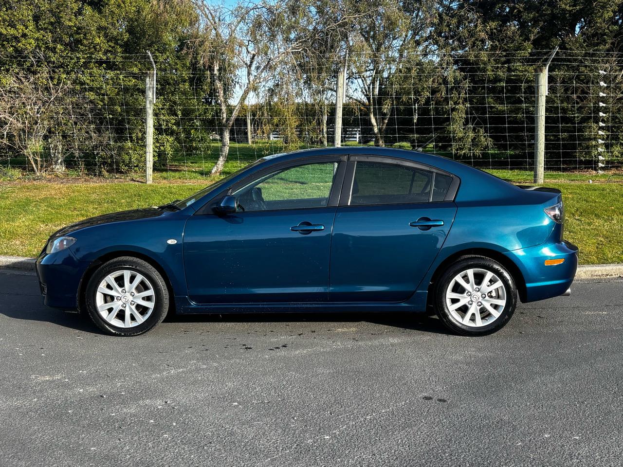 2007 Mazda Axela