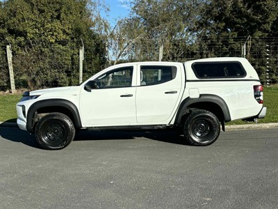 2019 Mitsubishi Triton - Thumbnail