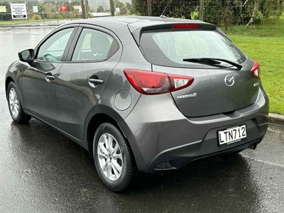 2018 Mazda Mazda2 - Thumbnail