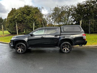 2020 Mitsubishi Triton - Thumbnail