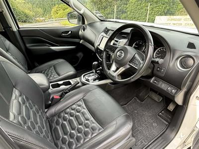 2021 Nissan Navara - Thumbnail