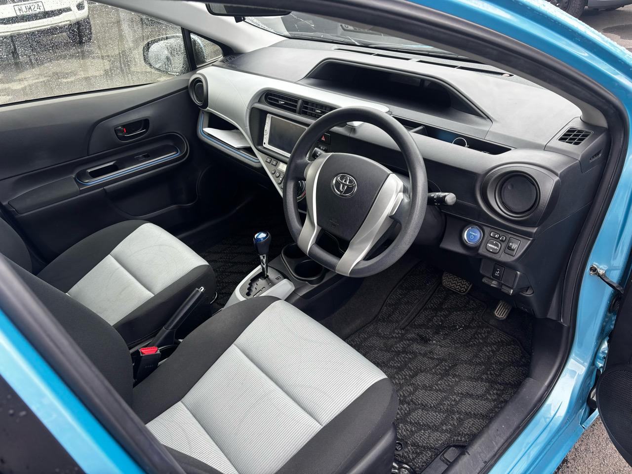 2013 Toyota Aqua